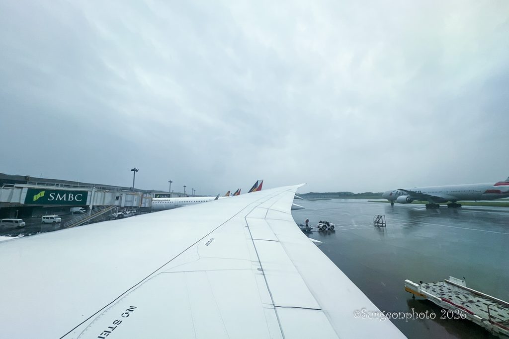 MIATモンゴル航空 機窓 成田空港