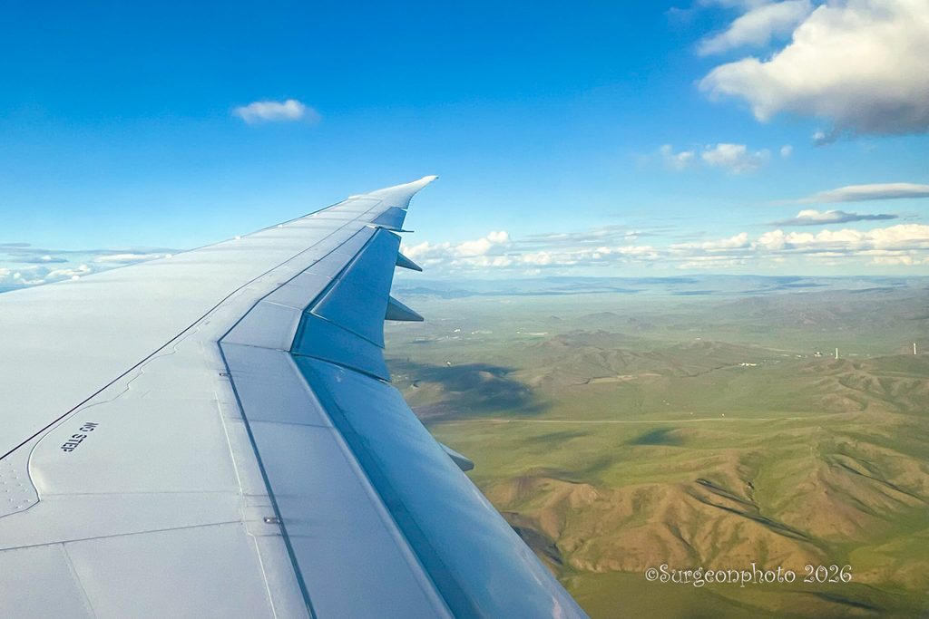 MIATモンゴル航空 モンゴル上空
機窓