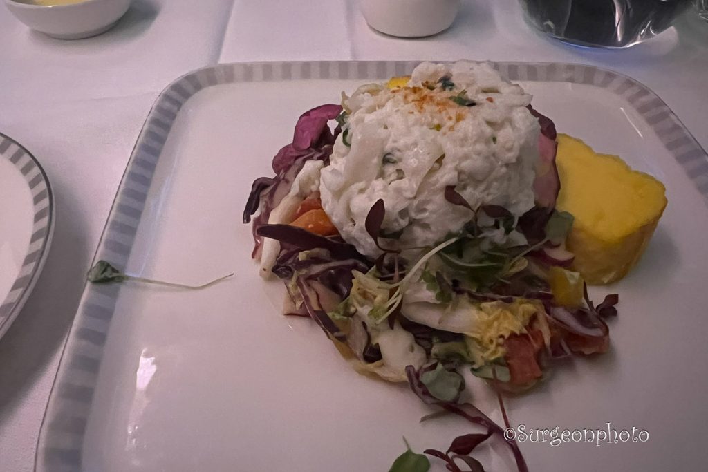 SQ12ビジネスクラス機内食の前菜