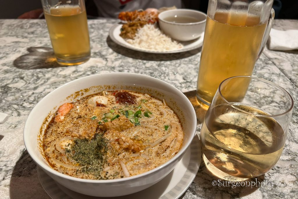 SilverKris Loungeで食べたラクサ
